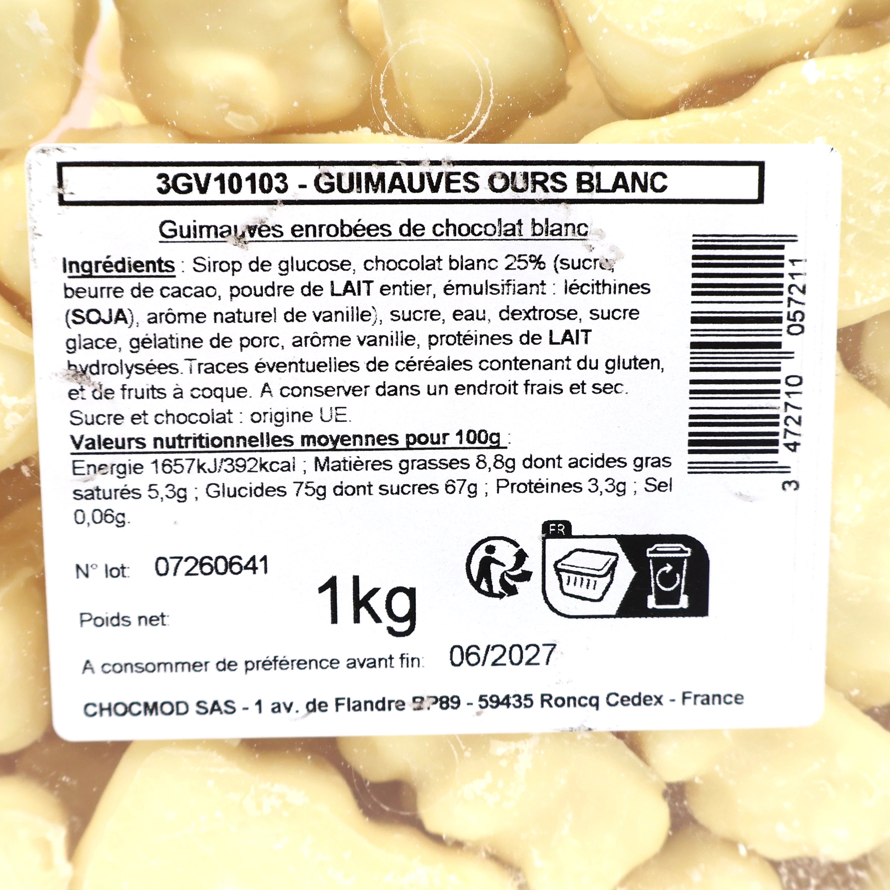 Vue rapprochée de l'étiquette arrière avec la liste des ingrédients, les valeurs nutritionnelles et le format 1kg.