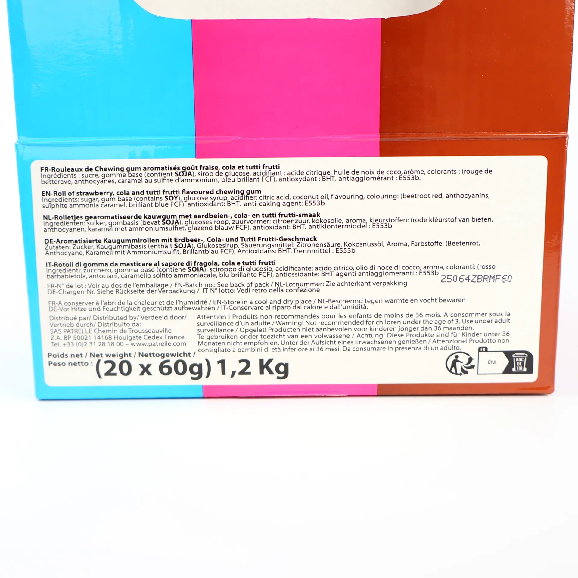 Arrière du pack montrant les listes d'ingrédients et les informations nutritionnelles.