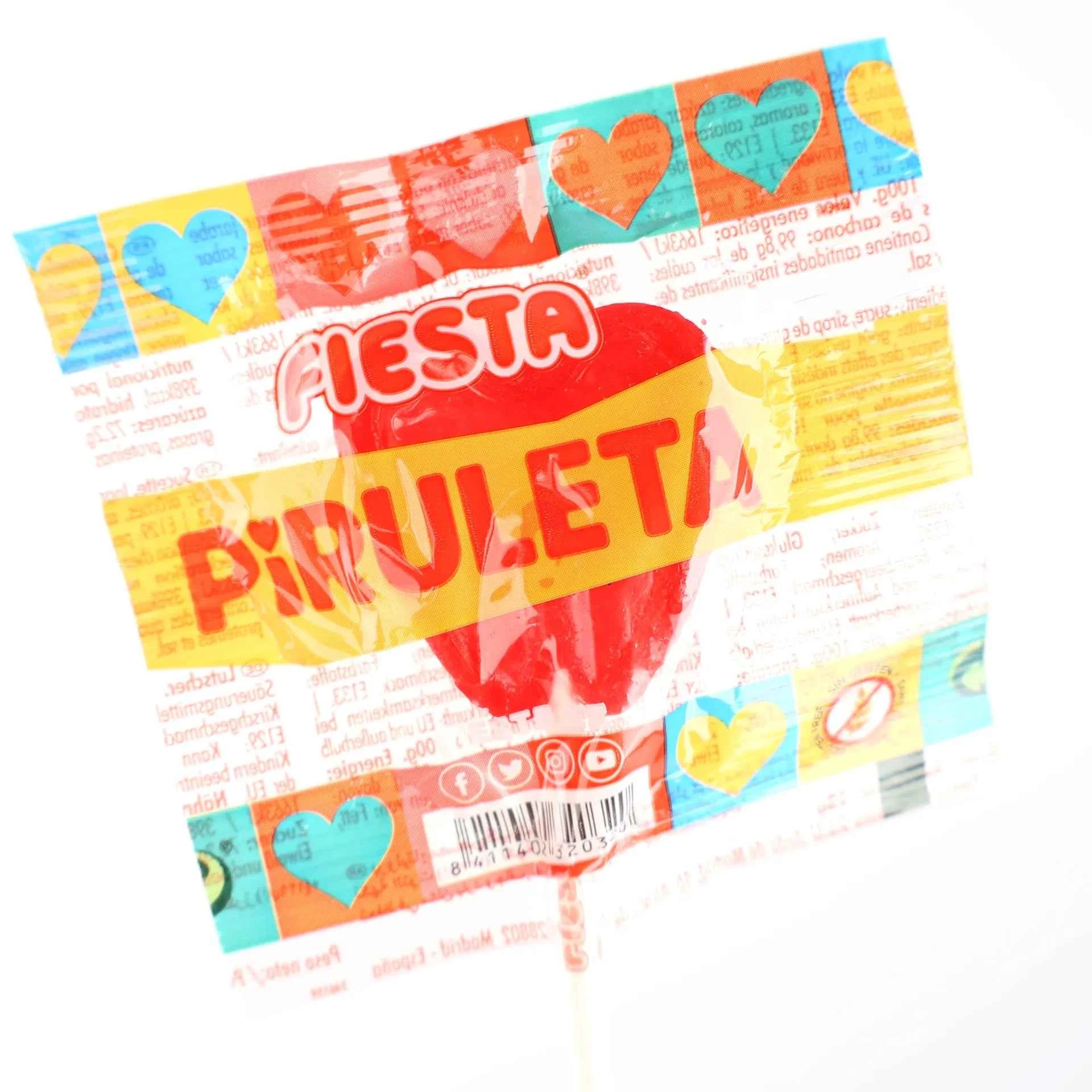 Détail de l'emballage individuel transparent d'une sucette Fiesta Piruletas cœur cerise.